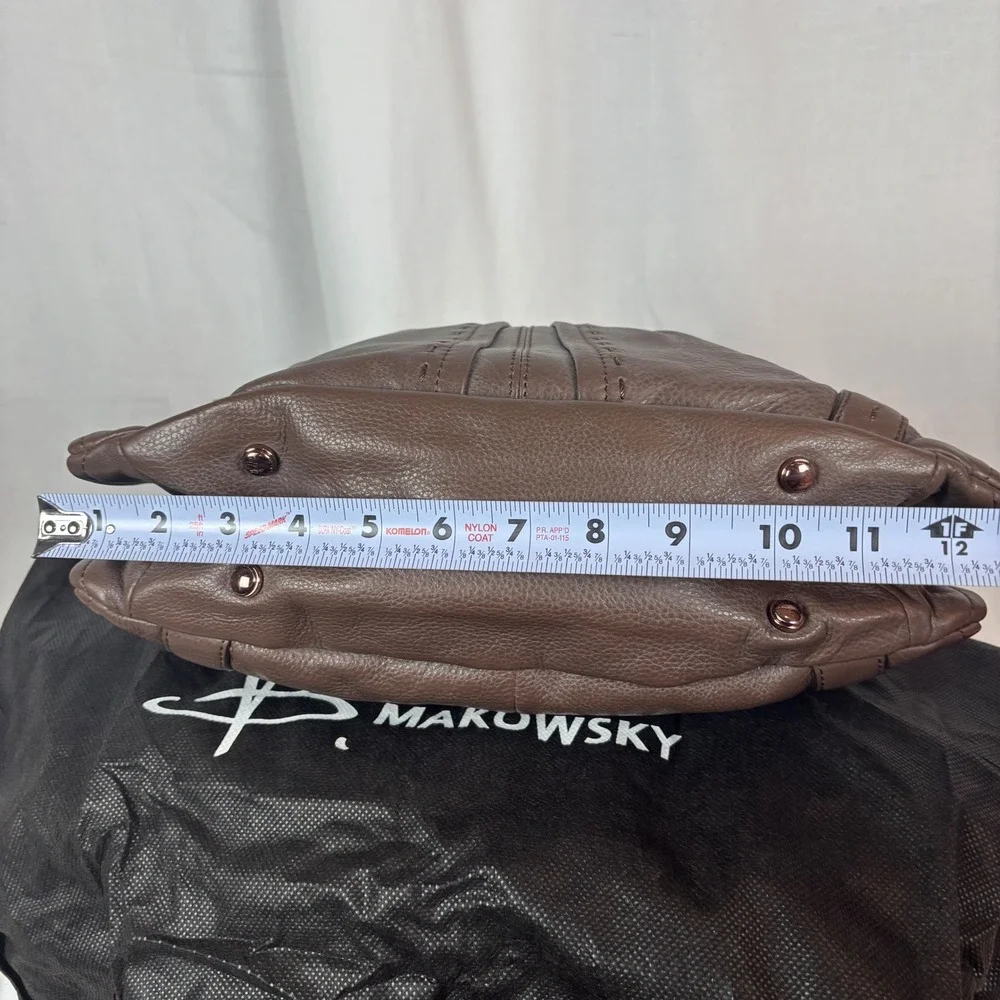 B Makowsky Cocoa Glove Leather north/South Pocket Tote with Gunmetal‎ Studs NWOT